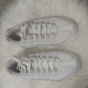 Nike Air Max 95 Youth 4